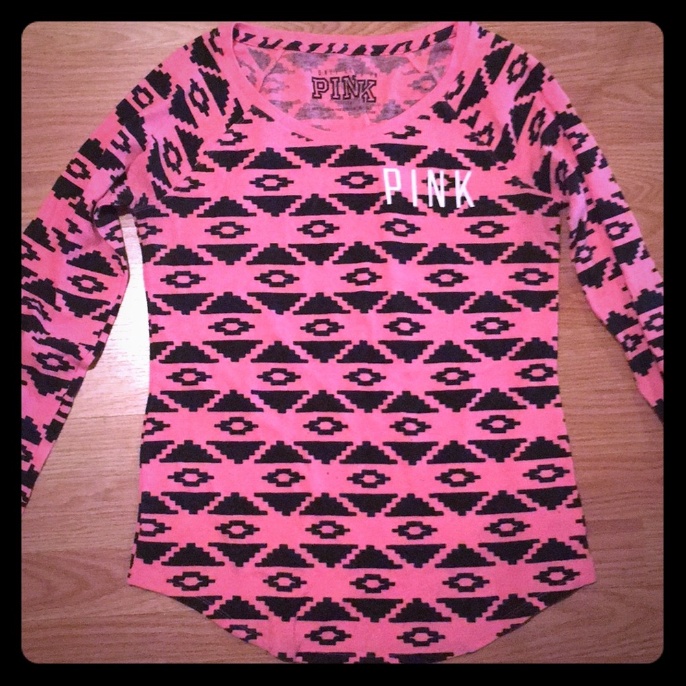 VS PINK PJ SET! Top & Pants XS but fits bigger!